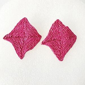 Sun Star Fashion Raffia Pink Straw Woven Square Stud Earrings